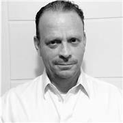 Profesor de español ofrece clases de conversación para extranjeros